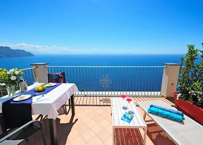 Blu Retreat أمالفي