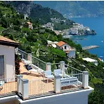 Апартаменты Blu Retreat *