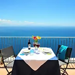 Blu Retreat Апартаменты